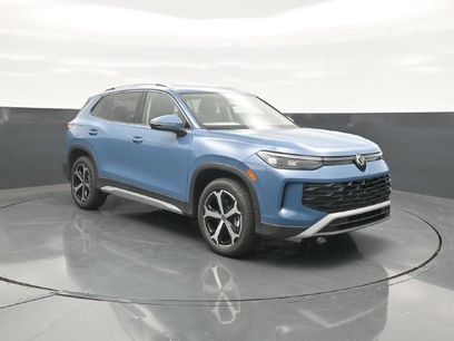 New 2026 Volkswagen Tiguan SE