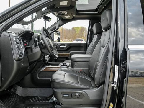 Used 2023 Chevrolet Silverado 3500 High Country w/ Z71 Off-Road Package image 39