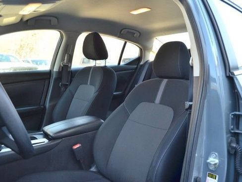 Used 2024 Nissan Sentra SV image 18