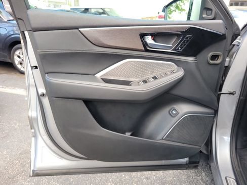 Used 2022 Acura MDX SH-AWD w/ Advance Package image 18