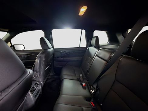 Used 2023 Honda Passport EX-L image 26