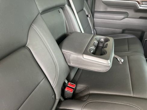 Used 2025 GMC Sierra 1500 SLT image 31