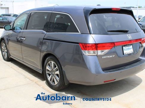Used 2015 Honda Odyssey Touring Elite image 4