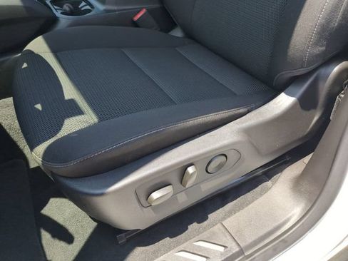 Used 2025 Chevrolet Colorado LT w/ Advanced Trailering Package RWD image 15