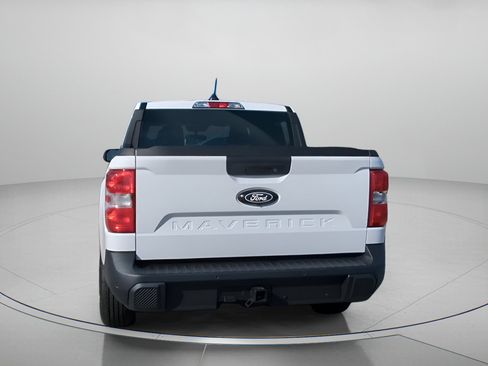 New 2026 Ford Maverick XLT w/ XLT Luxury Package FWD image 27
