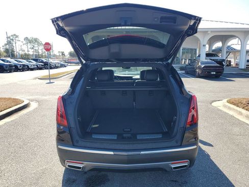 New 2025 Cadillac XT5 Premium Luxury w/ LPO, Red Accent Package image 5