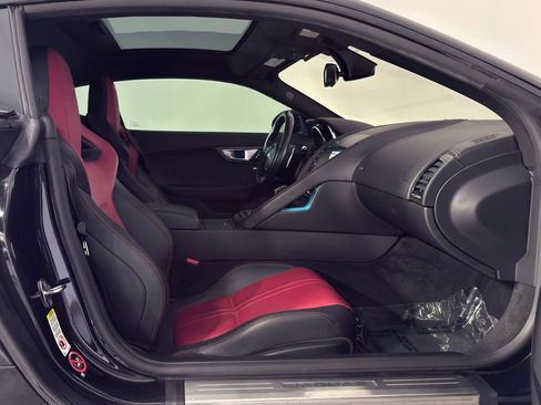 Used 2017 Jaguar F-TYPE R AWD/4WD image 25