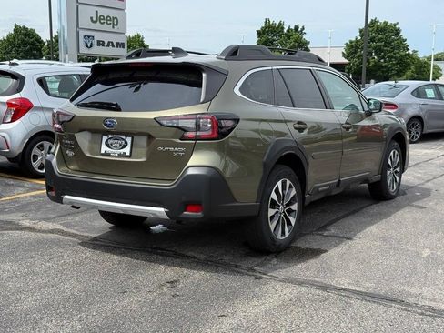Used 2024 Subaru Outback Limited XT AWD/4WD image 3