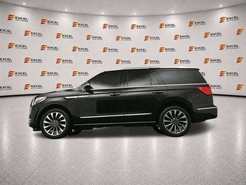 Used 2020 Lincoln Navigator Reserve w/ Luxury Package RWD image 43