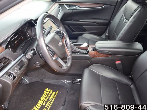 Used 2018 Cadillac XTS Luxury image 22