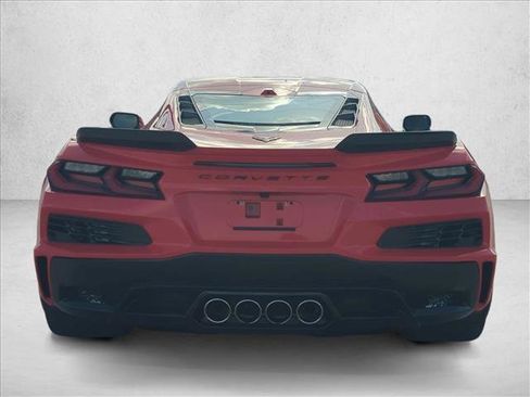 Used 2025 Chevrolet Corvette Z06 RWD image 6