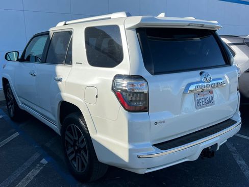 Used 2018 Toyota 4Runner Limited AWD/4WD image 6