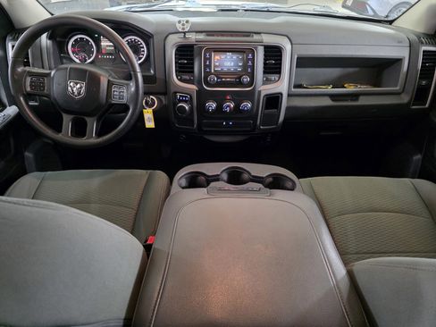 Used 2014 RAM 1500 Express image 12
