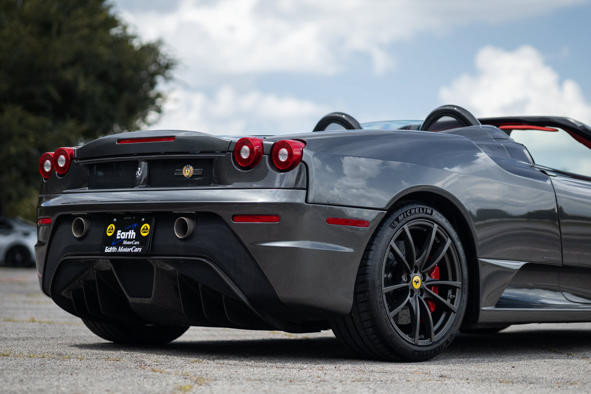 Used 2009 Ferrari F430 Scuderia RWD image 18
