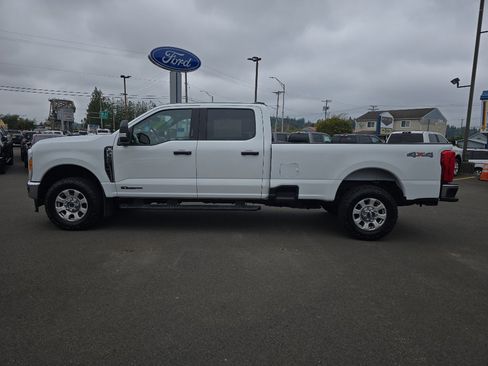 Certified 2023 Ford F350 XLT w/ FX4 Off-Road Package image 6