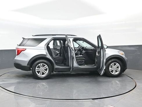 Certified 2022 Ford Explorer XLT AWD/4WD image 28