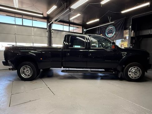 Used 2010 Ford F450 Harley-Davidson AWD/4WD image 17