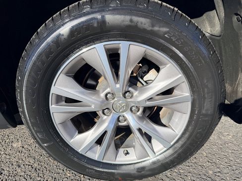 Used 2015 Toyota Highlander XLE image 46