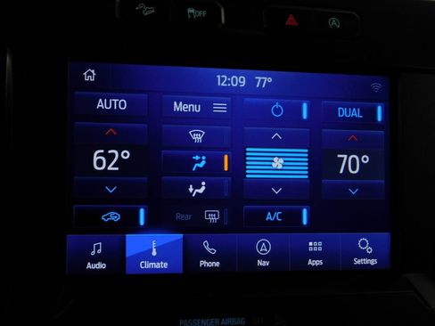 Used 2019 Ford F150 Lariat image 59