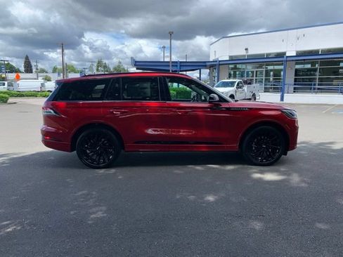 New 2026 Lincoln Aviator Reserve AWD/4WD image 8