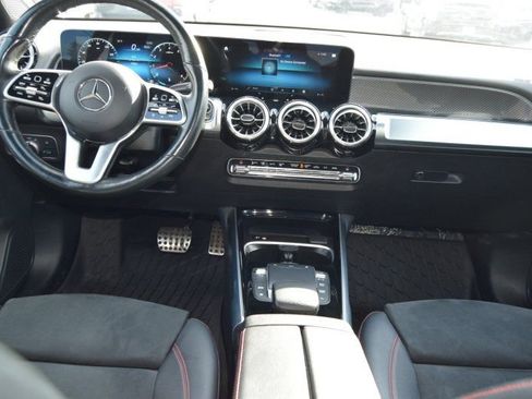 Used 2022 Mercedes-Benz GLB 250 4MATIC w/ AMG Line image 20
