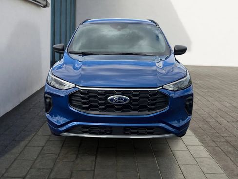 Certified 2023 Ford Escape ST-Line w/ Tech Pack #1 AWD/4WD image 8