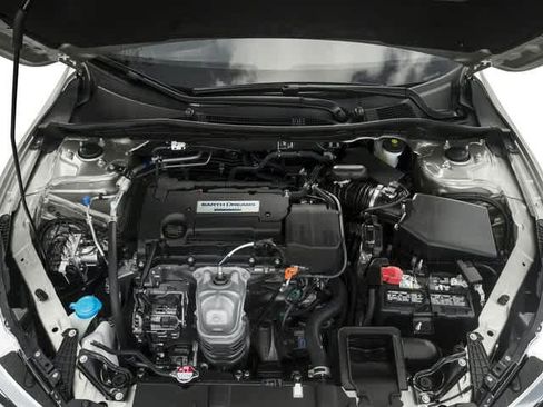 Used 2016 Honda Accord LX image 12