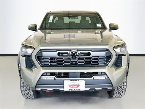 New 2025 Toyota Tacoma TRD Off-Road image 2