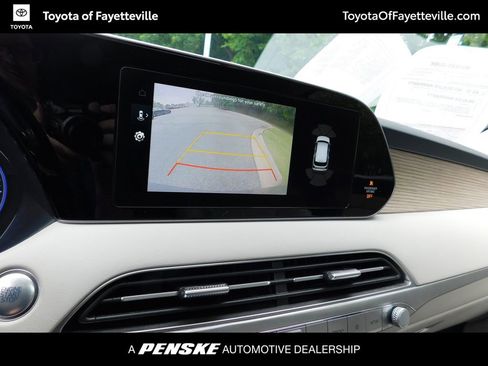 Used 2021 Hyundai Palisade SEL w/ Premium Package AWD/4WD image 11