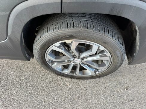 Used 2020 GMC Terrain SLT w/ Preferred Package image 30