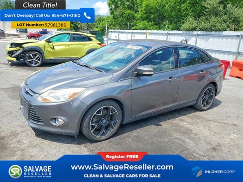 Used 2013 Ford Focus SE FWD image 1