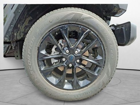 Used 2025 Jeep Wrangler Unlimited Sahara image 7