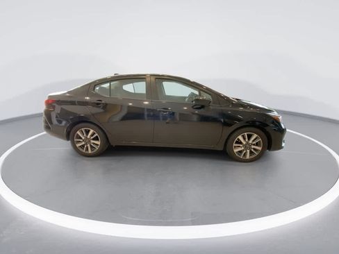 Used 2023 Nissan Versa SV FWD image 9