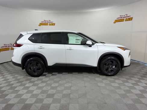 New 2026 Nissan Rogue SV AWD/4WD image 7