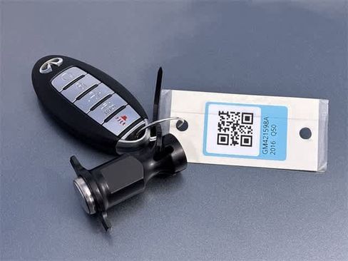 Used 2016 INFINITI Q50 Red Sport 400 image 38