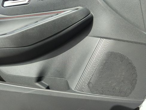 New 2026 Nissan Sentra SR w/ Floor Mat Package FWD image 27