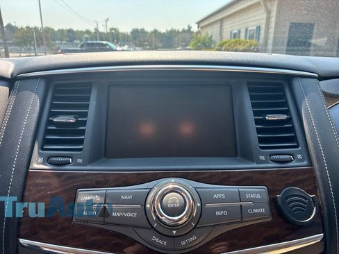 Used 2018 Nissan Armada Platinum w/ Captain Seat Package RWD image 32