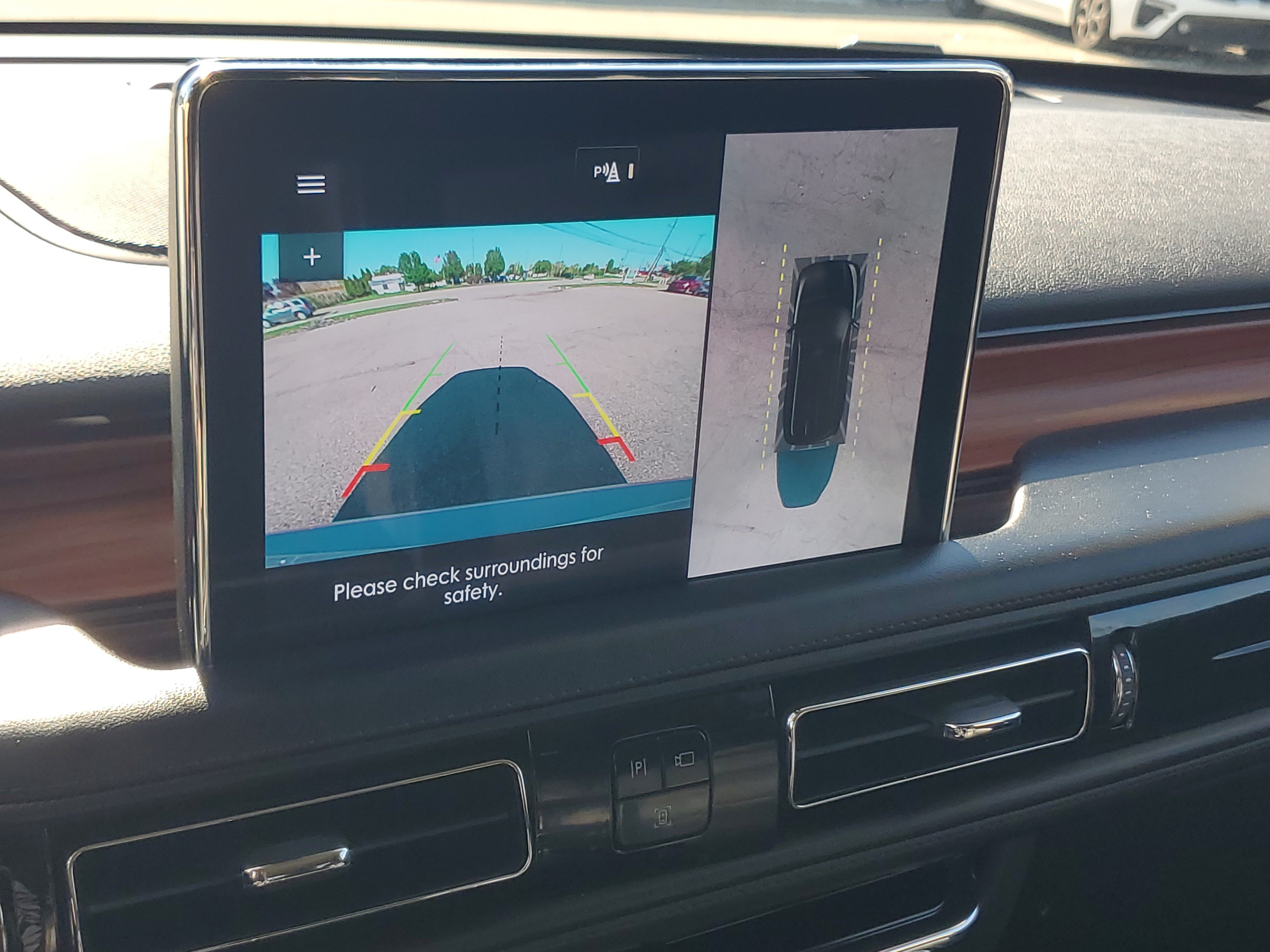 Used 2024 Lincoln Aviator Reserve w/ Equipment Group 201A AWD/4WD image 17