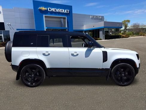 Used 2023 Land Rover Defender 110 X-Dynamic SE AWD/4WD image 24