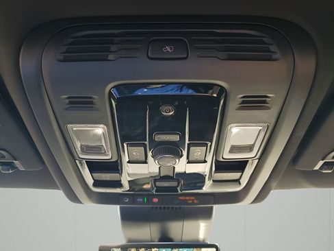 New 2026 GMC Yukon XL Denali w/ Denali Reserve Package image 43