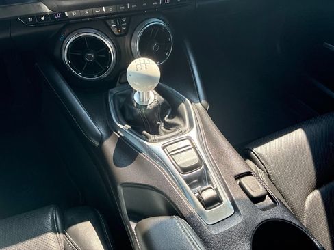 Used 2017 Chevrolet Camaro SS RWD image 16