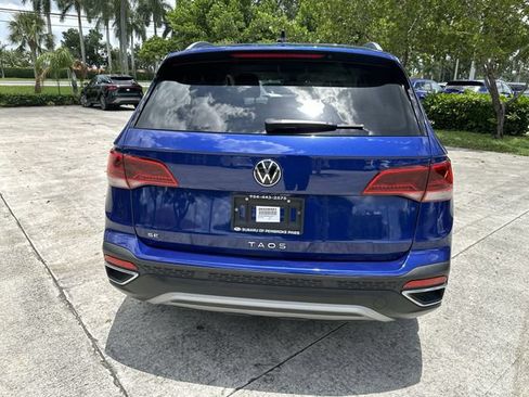 Used 2023 Volkswagen Taos SE w/ Black Wheel Package FWD image 24