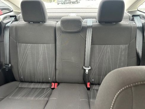 Used 2017 Ford Focus SE image 26
