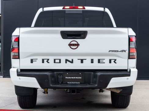 Used 2023 Nissan Frontier PRO-4X w/ Pro-4X Premium Package AWD/4WD image 7
