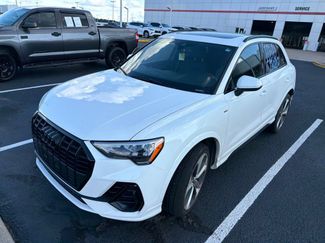 Used 2021 Audi Q3 2.0T Premium w/ Convenience Package AWD/4WD video 1