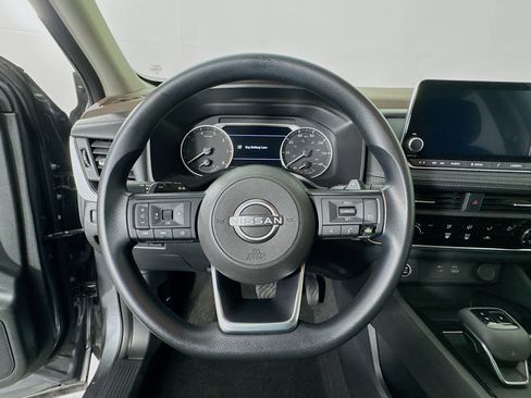 Used 2023 Nissan Rogue S AWD/4WD image 11