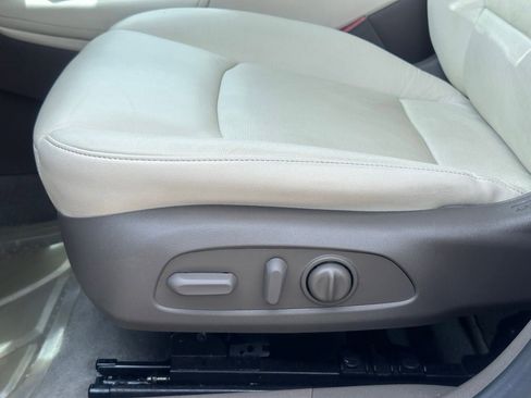 Used 2024 Chevrolet Malibu LT FWD image 24