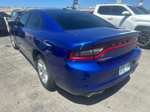 Used 2020 Dodge Charger SXT RWD image 6