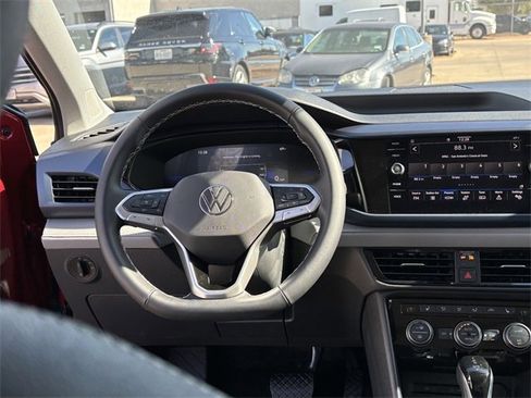 New 2024 Volkswagen Taos SE image 20