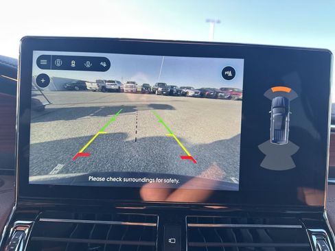 Used 2024 Lincoln Navigator Reserve image 24